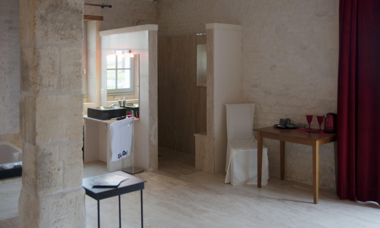 Chambre d'Hôtes Clos des Pierres Blanches Brie-sous-Archiac Exterior foto